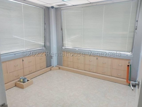 Imagen 2 de 7 de Oficina En Alquiler Urb. Santa Paula # 23-5499