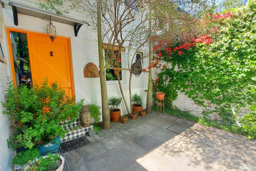 Casa Remodelada - Luminosa - Calle Tranquila