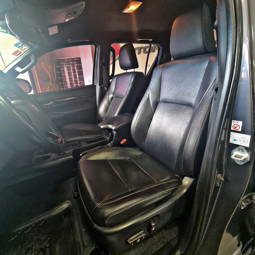 Toyota Hilux 2.8 Cd Srx 177cv 4x4 At