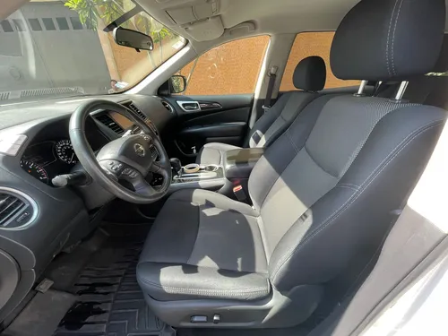 Nissan Pathfinder 3.5 Sense Cvt