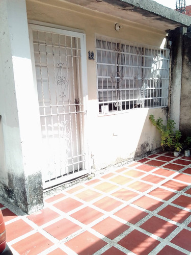 Imagen 2 de 16 de Vendo Casa Via La Julia Turmero Aragua