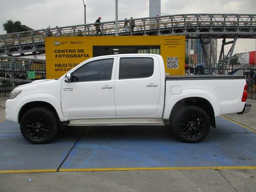 Toyota Hilux Srv 4x4 3000cc At Aa