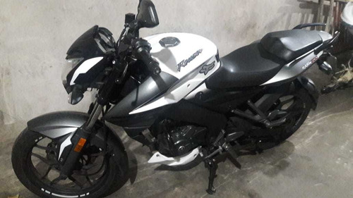 Bajaj Rouser Ns200