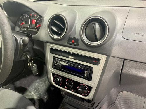 Volkswagen Gol 1.0 Tl Mb S