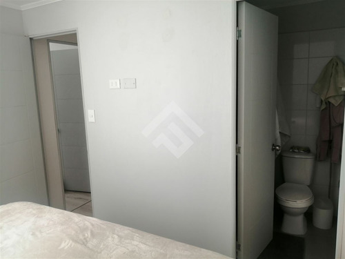 Departamento En Venta De 3 Dorm. En Cerrillos