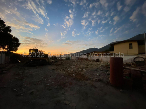 En Venta Terreno Con Vista Al Ávila Chuao 24-19002