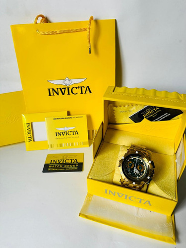 Reloj Pulsera Invicta Edición Venom Fondo Verde Dorado
