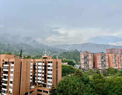 Apartamento En Venta En Cumbres. Cod V12388