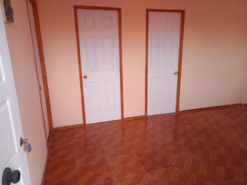 Casa Ubicada En Apacible Barrio Residencial, La Serena