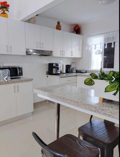 Se Vende Elegante Villa En Veron Punta Cana Rd