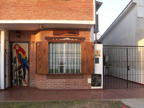 Imagen 2 de 14 de Duplex Al Frente - Calle 82 N° 85 - Mar Del Tuyu