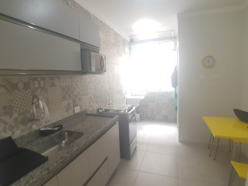 Imagem 5 de 10 de Apartamento Reformado A Venda Praia Do Tombo - 1 Sala Para Dois Ambientes, 1 Dormitório, 2 Banheiro, Cozinha, Área De Serviço. - Ap05038 - 67650891
