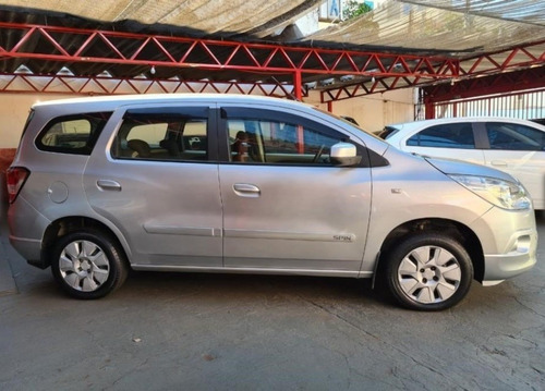 Chevrolet Gm Spin Lt 1.8 Prata 2014