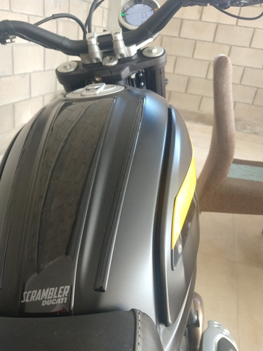 Ducati Scrambler Full Throt