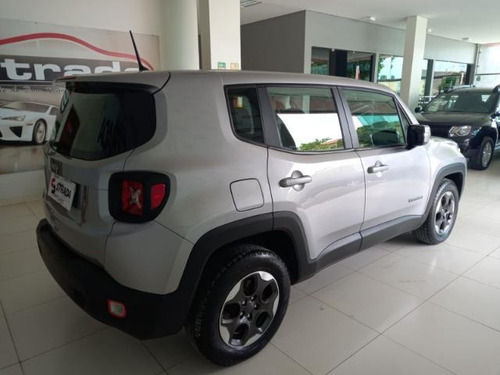 Imagem 9 de 10 de Jeep Renegade 1.8 4x2 Flex 16v Aut.