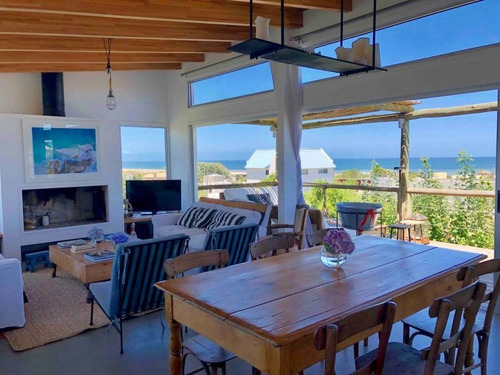 Casa En Venta De 3 Dormitorios En Punta Piedras
