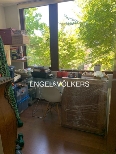 Cercana A Colegio Monte Tabor