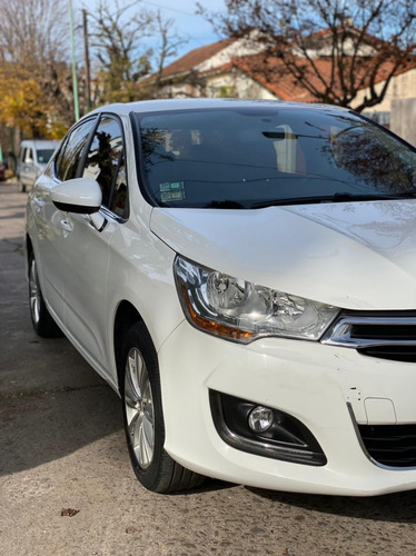 Imagen 5 de 15 de Citroën C4 Lounge 2015 2.0 Origine