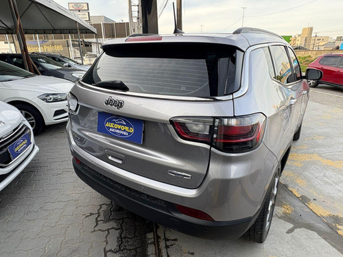Jeep Compass LONG. T270 1.3 TB 4x2 Flex Aut.