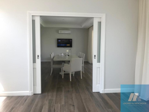 Imagen 12 de 30 de Venta Casa, Bs As Village, Lote 1039 Mts²