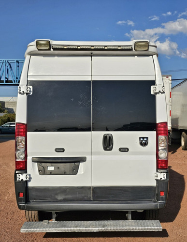 Ambulancias De Traslado Tipo 1 Ram Promaster Modelos 2018