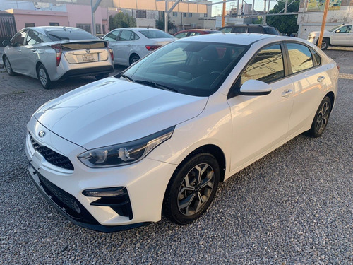 Imagen 1 de 9 de Kia Forte Lx 2020 Automático