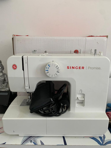 Máquina De Coser Singer Promise 1408