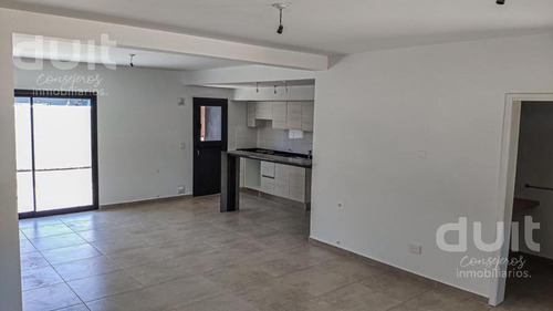 Imagen 5 de 11 de Duplex Espectacular En Claros Del Bosque! Diseño Innovador! (ss)