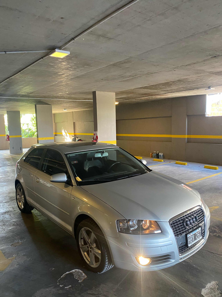 Audi A3 2.0 L FSI