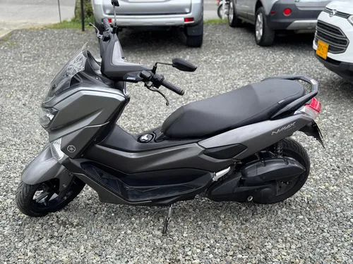Yamaha Nmax 2022