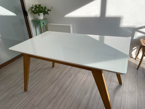 Mesa Comedor  Cubierta Mdf, Patas De Madera 