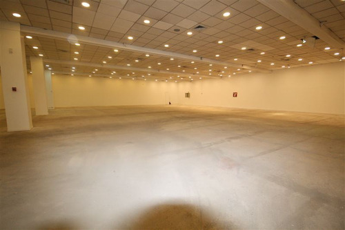 Local Comercial En Arriendo En Maipú