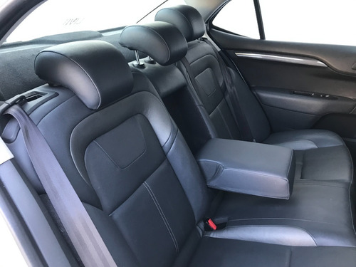 Imagen 21 de 25 de Citroen C4 Lounge 1.6 At Thp Shine Año 2017 - Liv Motors