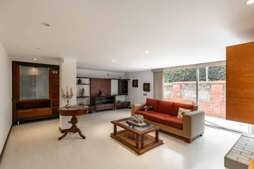 Casa En Venta En Aposentos. Cod V22333