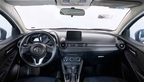 Imagen 13 de 15 de 113553 - Toyota Yaris 2017 Con Garantía