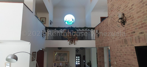 Imagen 6 de 12 de Marol Rentahouse Vende Casa En Altos De Guataparo Valencia 22-12873