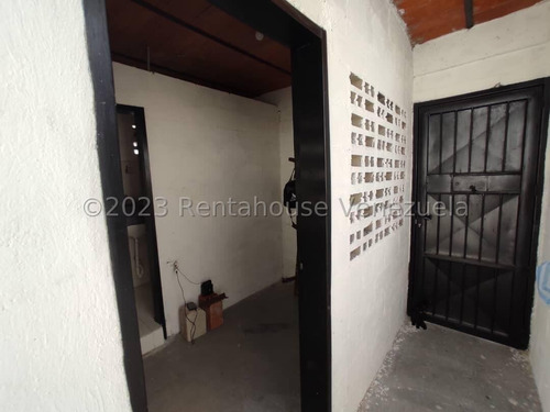 Galpon Comercial Industrial En Venta Zona Ind El Piñonal 10291mts Reciente Remodelacion Banco Transformadores Pisos Cementados Estef 24-7967