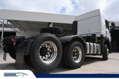 Volkswagen 25-360 V-tronic Tractor 2022 0km