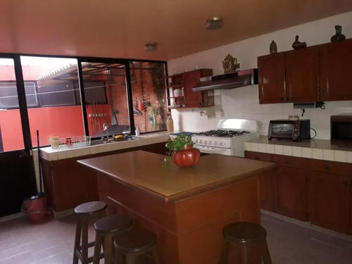 Casa En Venta En Chapultepec Norte, Morelia, Michoacán De Ocampo C.p. 58260