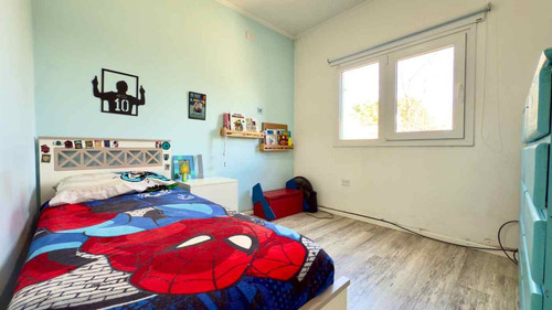 Casa En Venta En Sicardi 3 Dormitorios Parque
