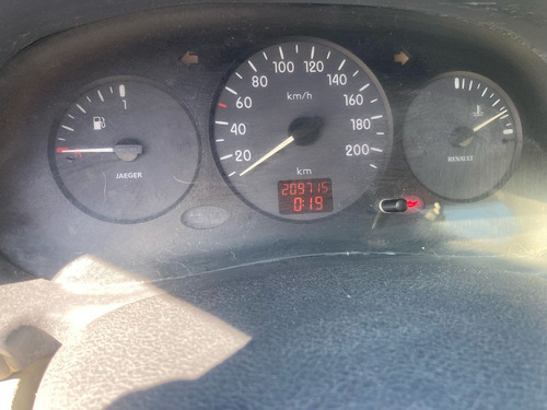 Renault Clio 1.0 8v Authentique 3p