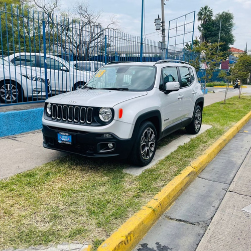 Imagen 2 de 15 de Jeep Renegade Latitude 2018