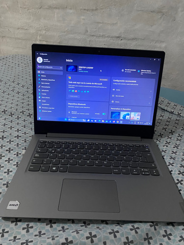 Computadora Lenovo Ideapad S145 (Usado)