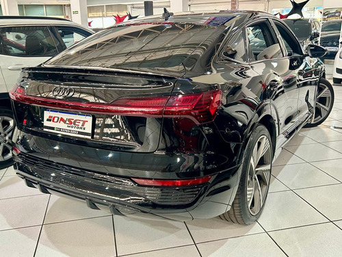 Audi E-tron Performance Quattro