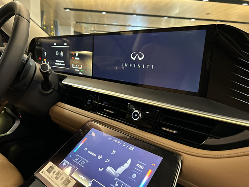 Infiniti QX80 SENSORY 8 pasajeros