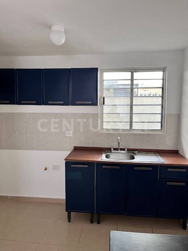 Casa En Renta En Garcia, Nuevo Leon