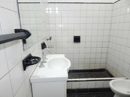 Imagen 12 de 21 de Local Con Vivienda En Venta En Quilmes Oeste