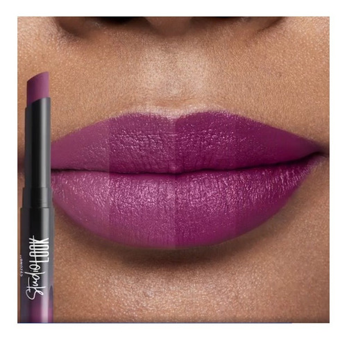 Labial Graduable Mate Studio Look Wine Cyzone