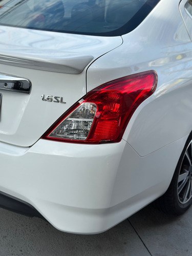 Nissan Versa SL 1.6 16V FlexStart 4p Aut.