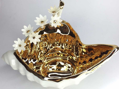 Figura De Porcelana Capodimonte Brillante Con Oro En Perfect